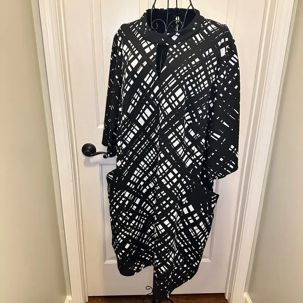 CHRIS MCLAUGHLIN 24W A-Line Shift Career Dress Women Black&White Geometric Dress